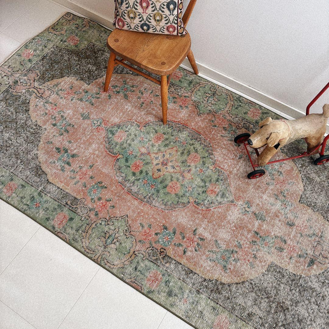 トルコ　ヴィンテージラグ　グリーン　メルヘン