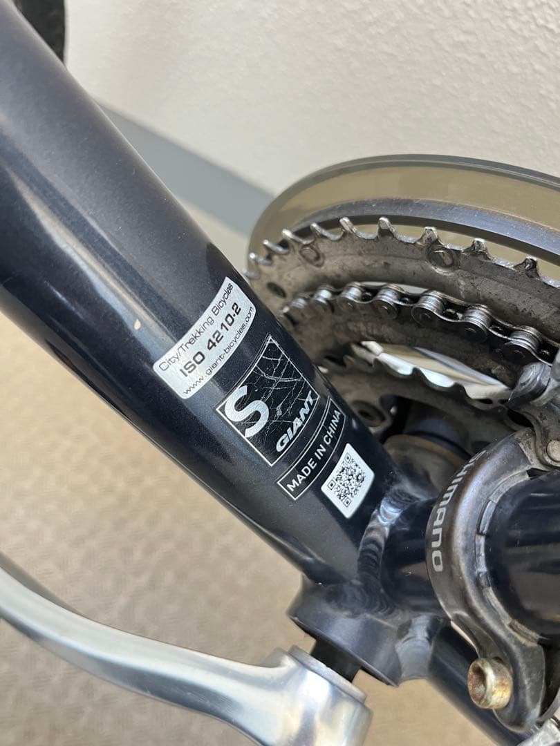 GIANT クロスバイク ESCAPE R3 カスタマイズ　S