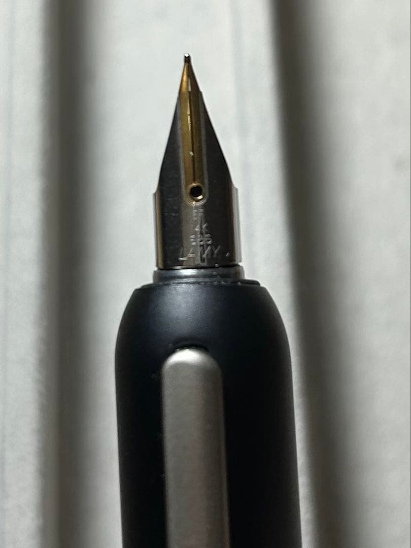 Lamy キャップレス万年筆