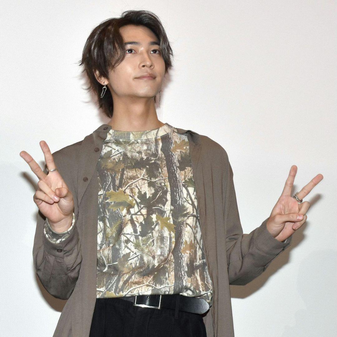 仮面ライダーヴラム/ラキア本編・Vシネ着用衣装総柄カットソーL