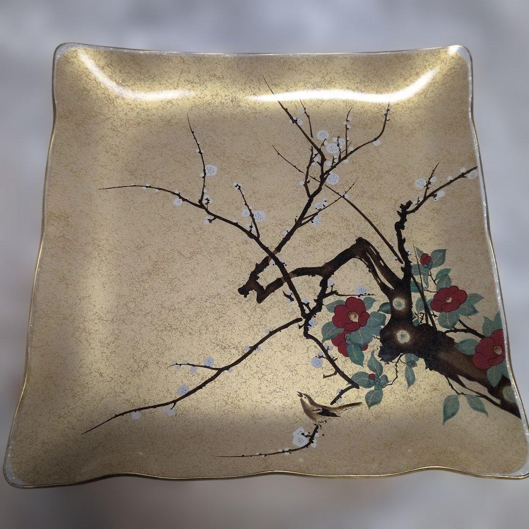 金色の梅と小鳥の四角皿