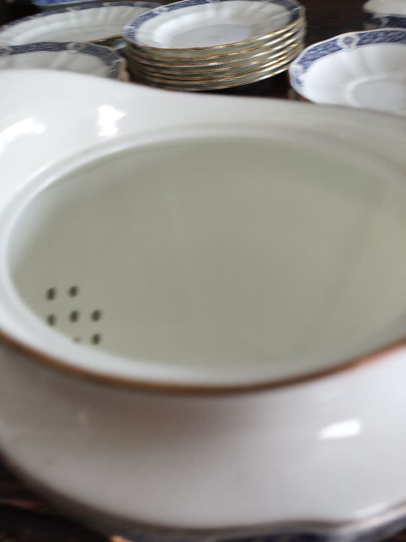 ロイヤルクラウンダービーミルディールのディナーセット　訳あり