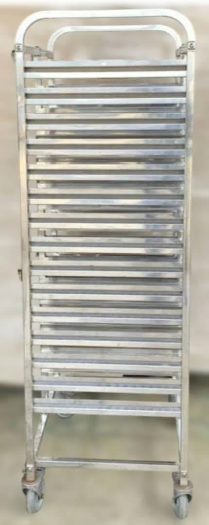 業務用ステンレス製ホテルパンラック 2列 15段 トレー30枚 キャスター付②