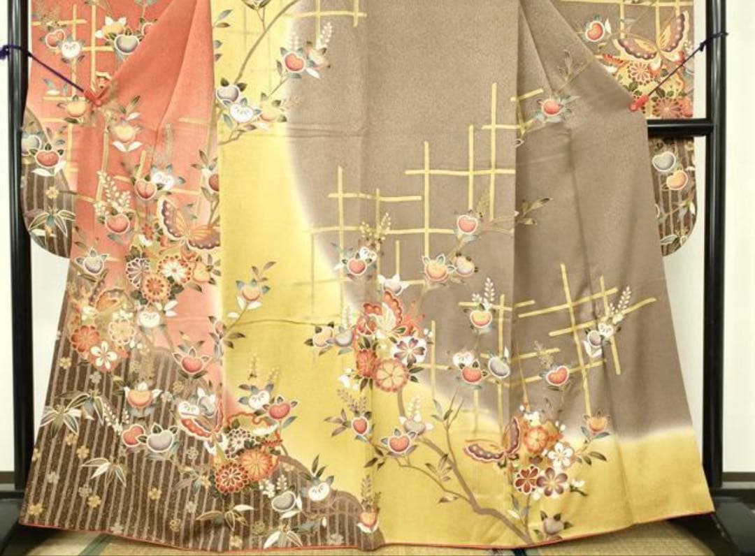 振袖フルセット6点サイズM〜Ｌ舞蝶花文　暈し染め　金彩　正絹
