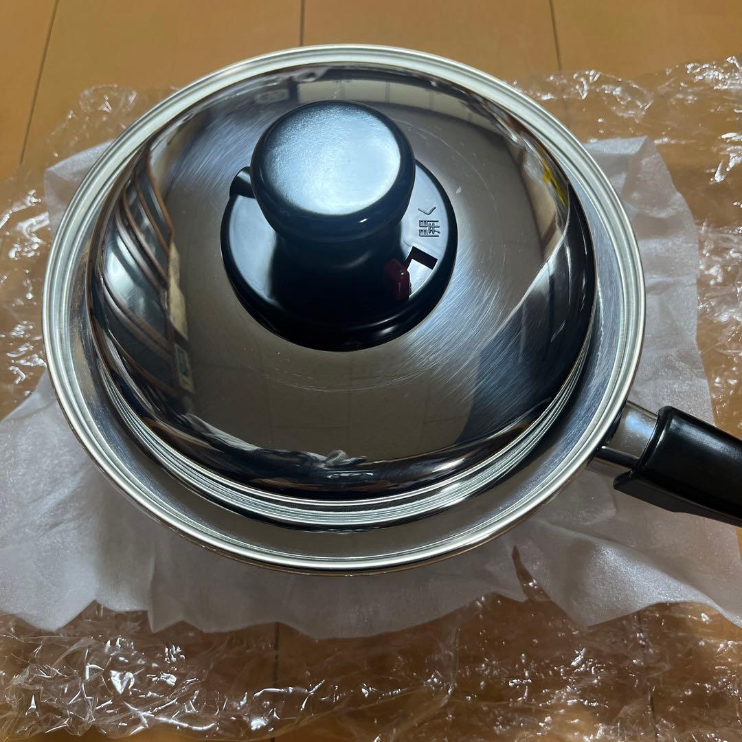 クオリティオブライフ　片手鍋18cm