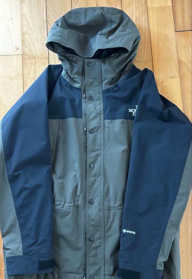 【美品】MOUNTAIN LIGHT JACKET（ND62236)