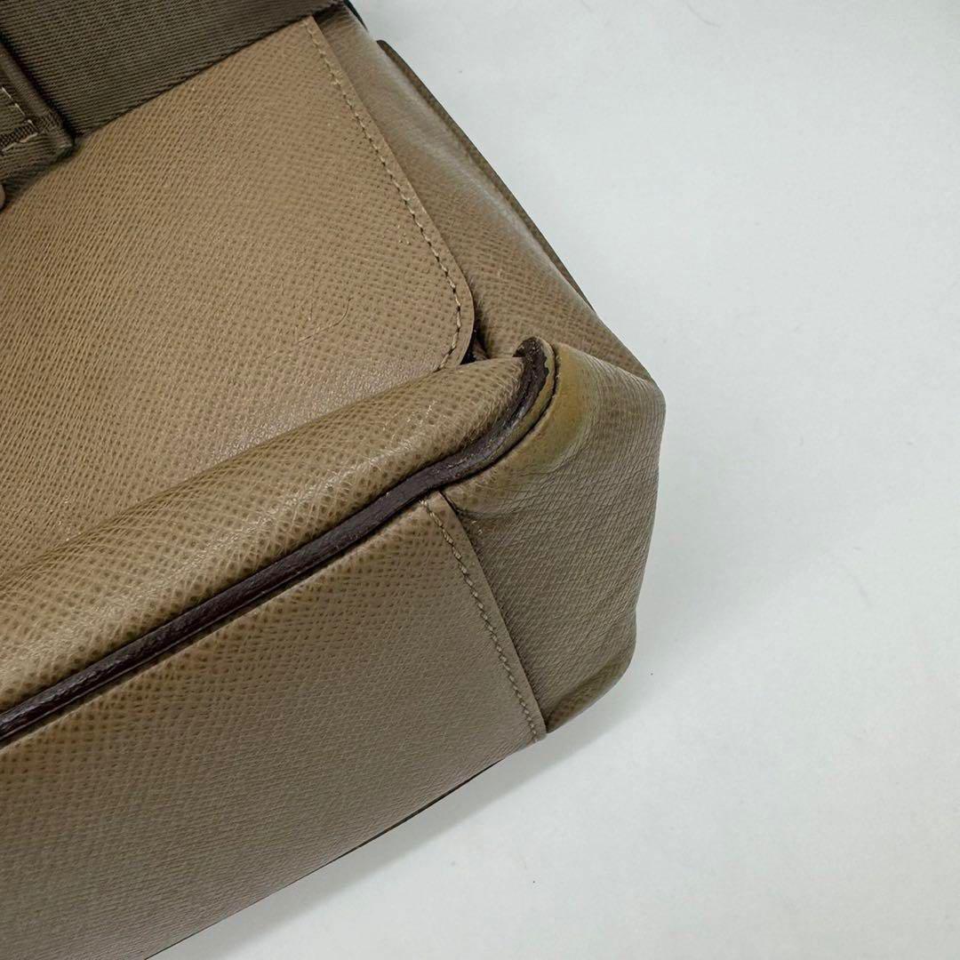 【極美品】　ルイヴィトン　タイガ　ロマンPM　ショルダーバッグ　N32625