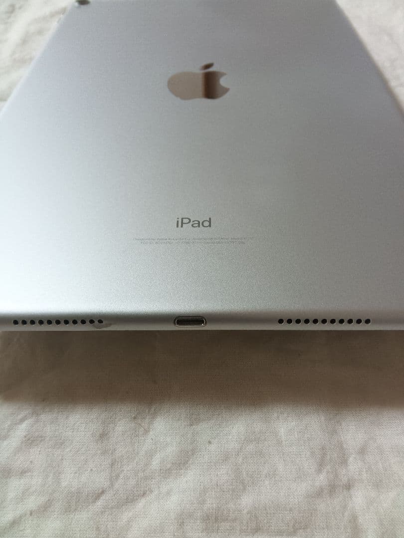 美品 iPad pro10.5 バッテリー70%