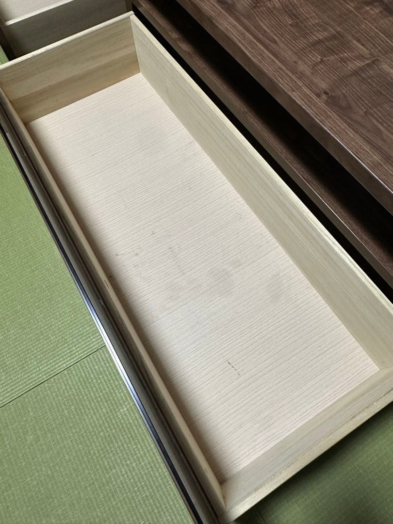 テレビ台　幅180cm 50型〜65型