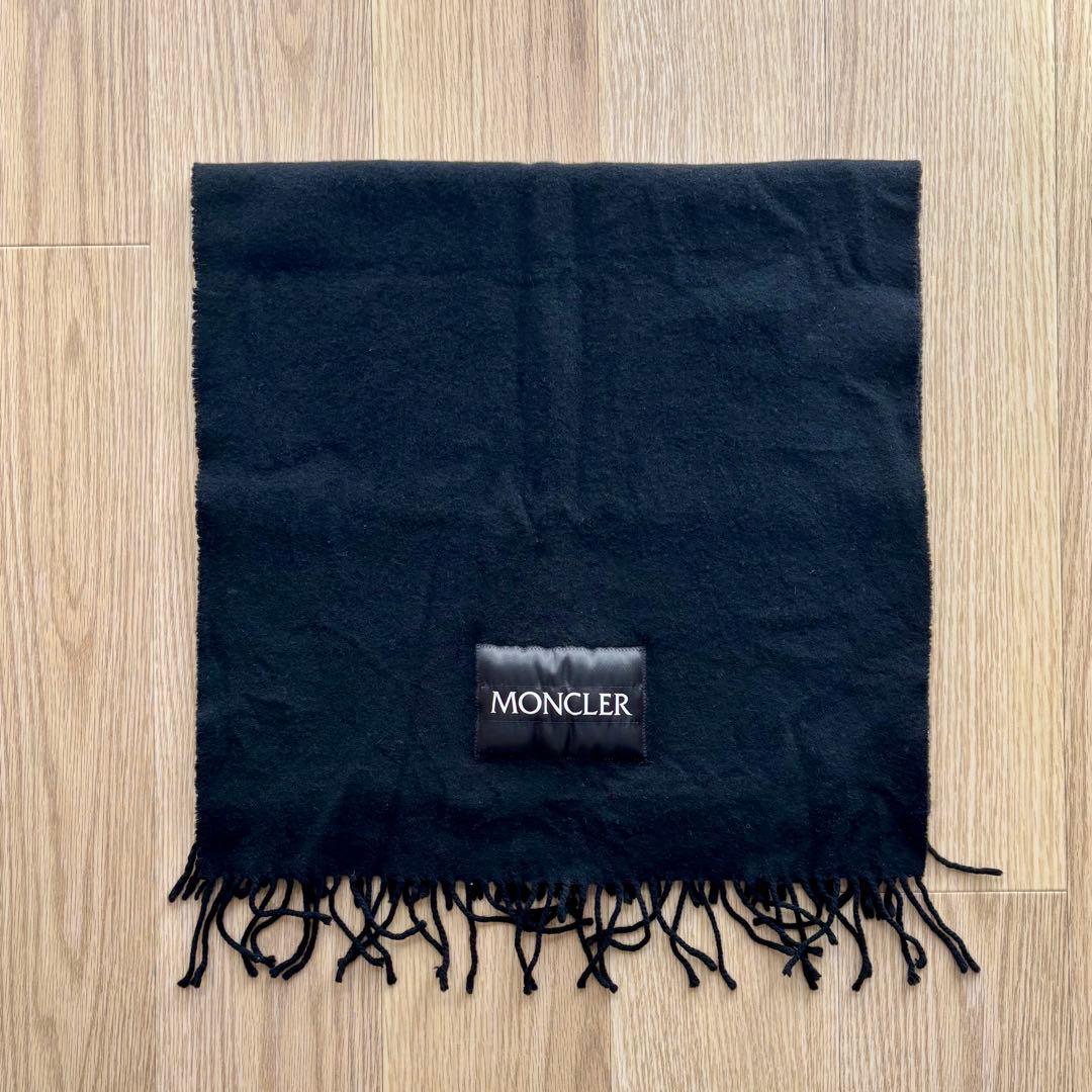 MONCLER ロゴパッチ ウールマフラー ブラック