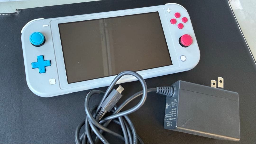 Nintendo Switch Lite ポケモンコラボ　充電器付き