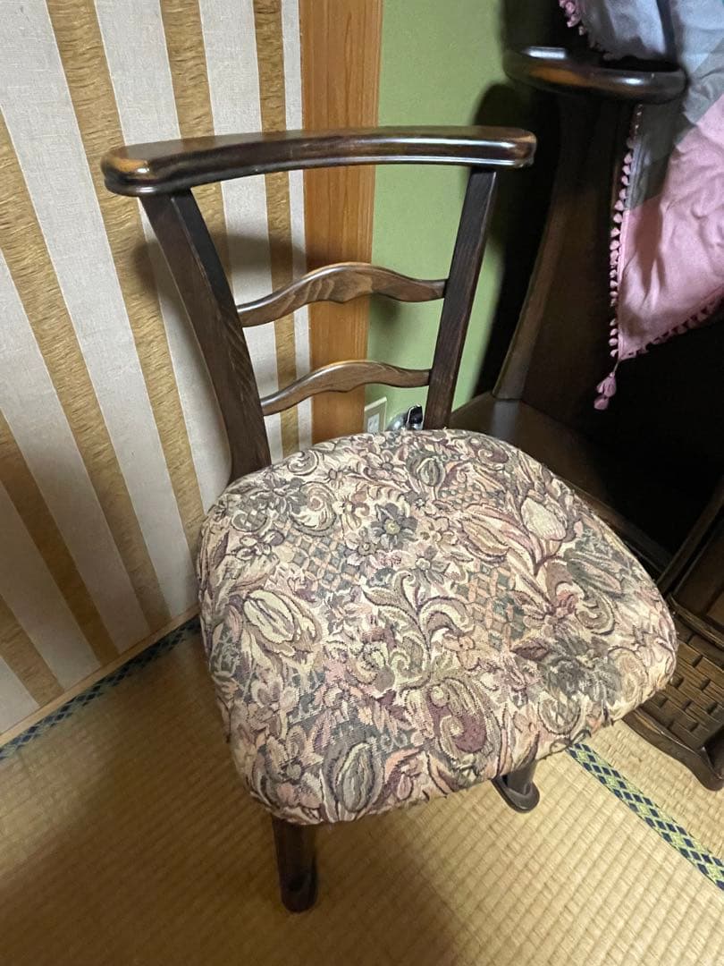 アンティーク椅子