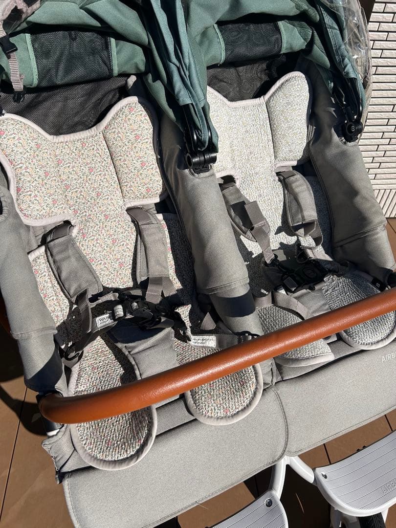 エアバギー ココダブルフロムバース　グリーン　双子年子ベビーカー　付属品あり