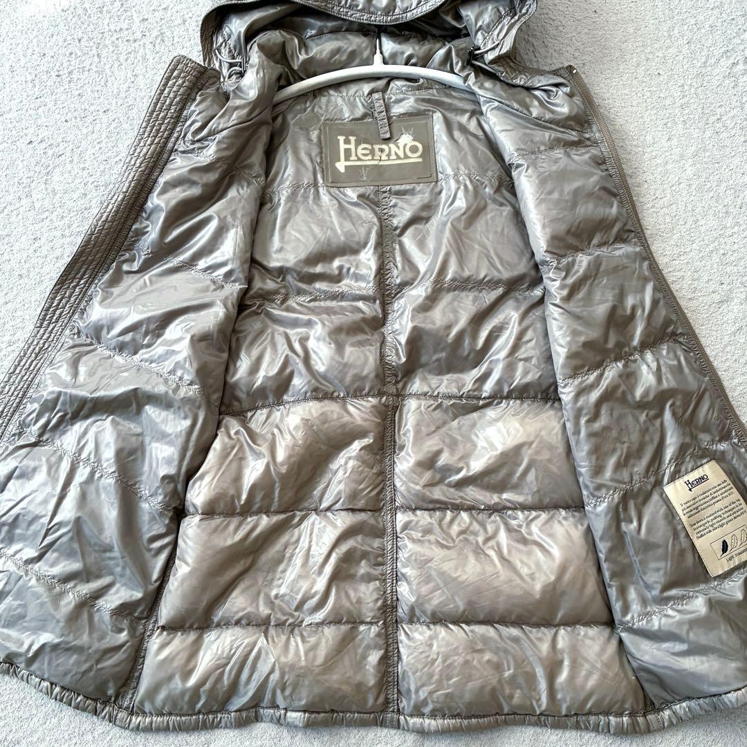 HERNO ヘルノ ダウンベスト フード ベージュ　42