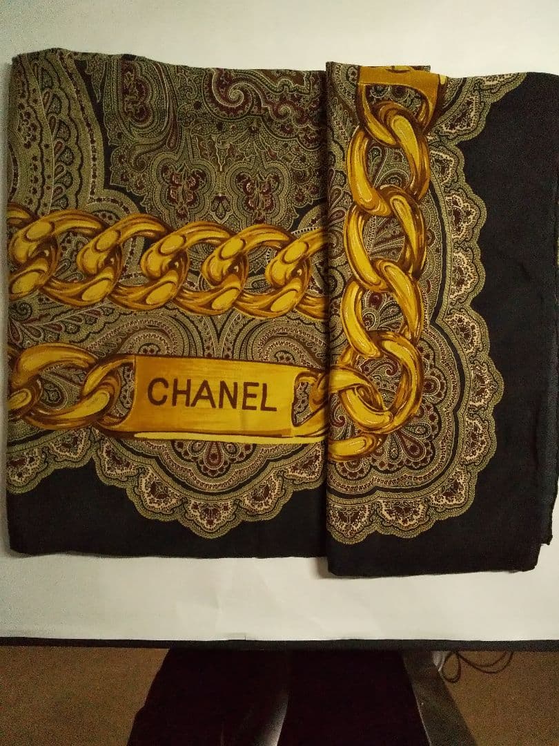 シャネル スカーフ 大判