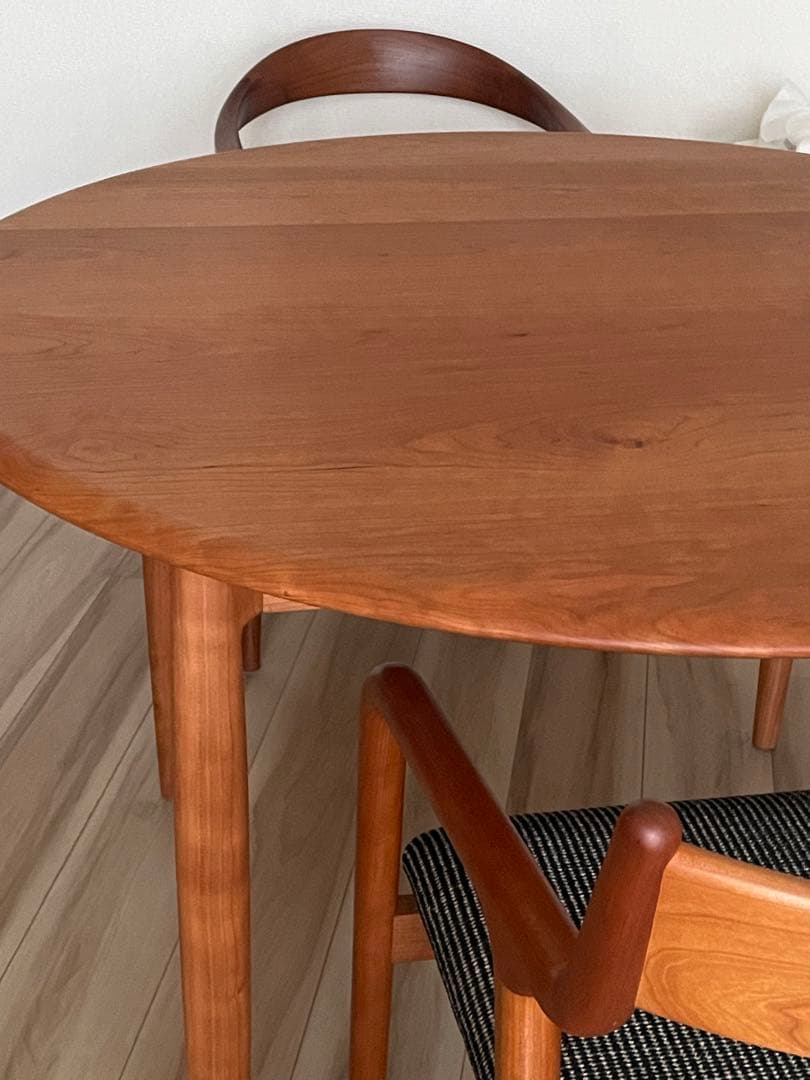 カイクリスチャンセン　universe table ブラックチェリー　110