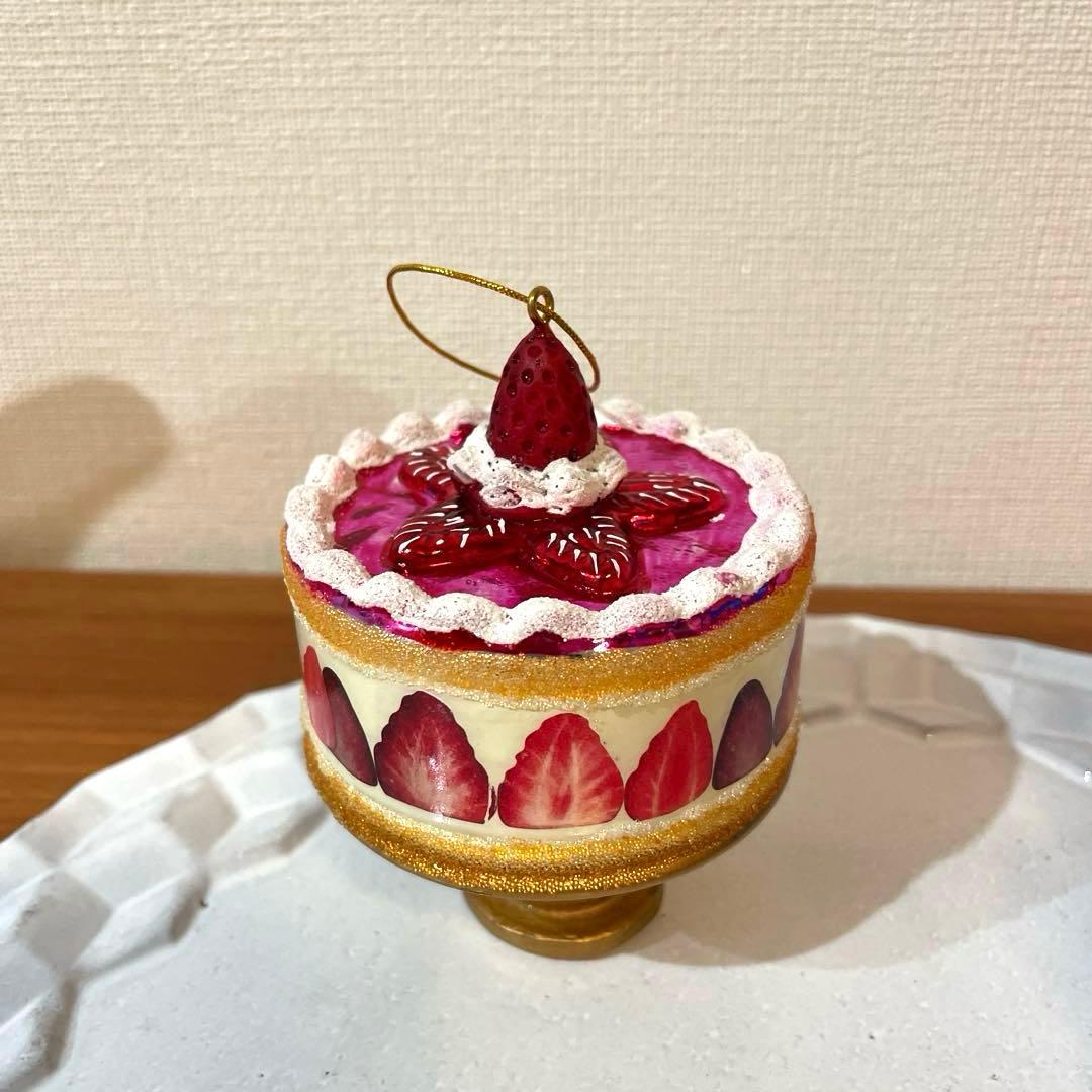 アスティエ・ド・ヴィラット　オーナメント　ケーキ