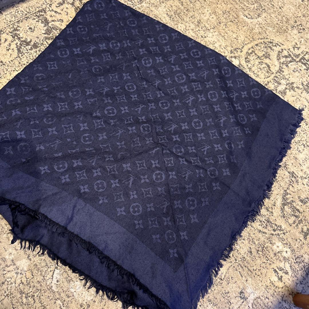 Louis Vuitton ネイビー ストール