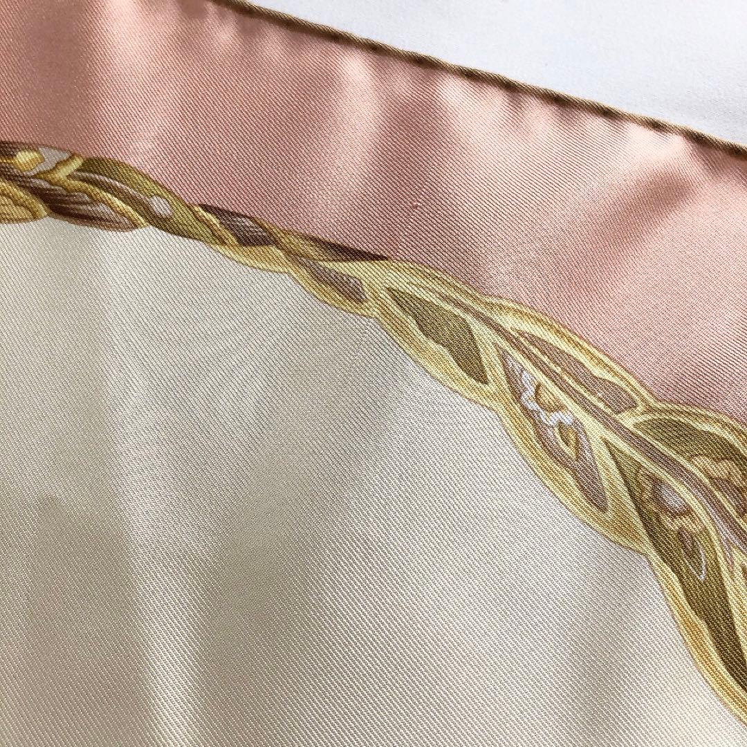 Ferragamo*フェラガモ　大判スカーフ　シルク100%　虎　アニマル