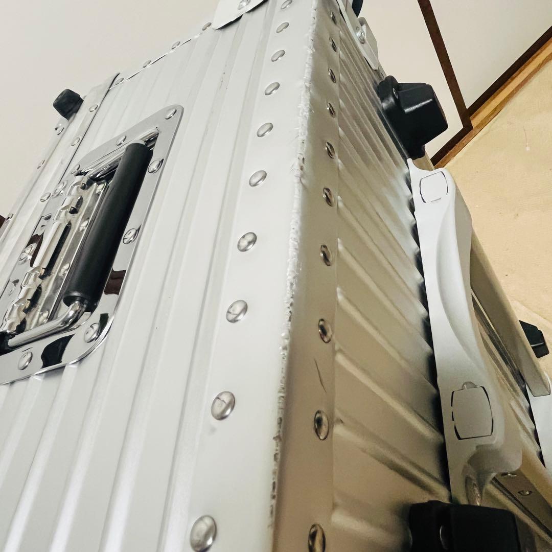 RIMOWA リモアTROPICANA トローリー43L カメラケース　鍵欠品