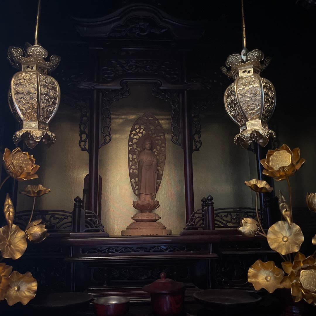 お値下げ！高級仏壇　仏具全てつけます。地方発送可　春のお彼岸までにお届け可能