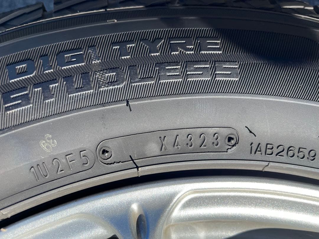 80系ハリアー等　中古スタッドレスタイヤ　225/65R17 CX5 RAV4