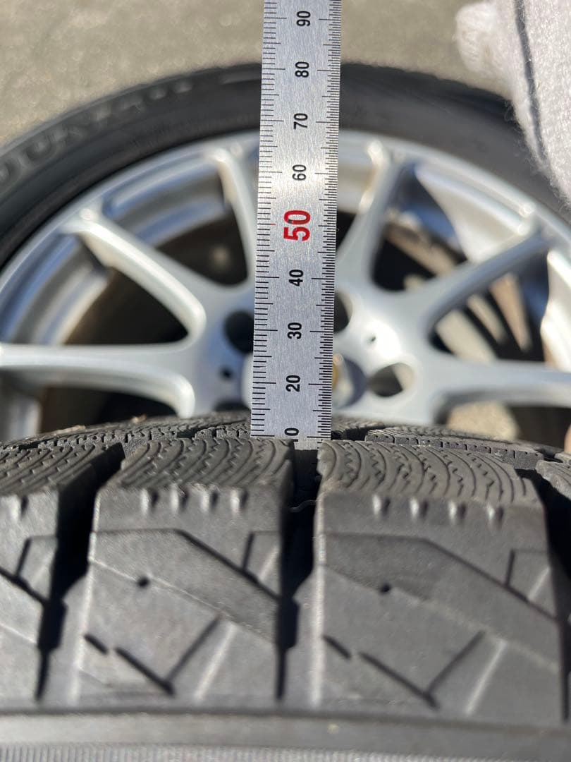 80系ハリアー等　中古スタッドレスタイヤ　225/65R17 CX5 RAV4