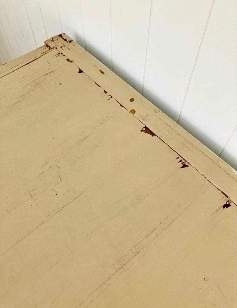 パン屋さんで使われていたガラスケース