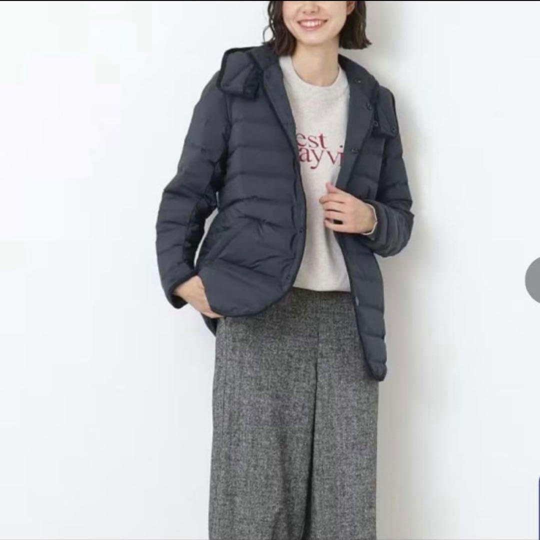 新品　ヴァンソンエミレイユ　ステッチレス ダウンジャケット　ネイビー　36