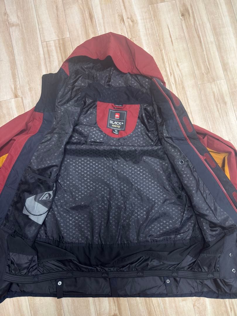【美品】Quiksilver GORE-TEX スノーボードジャケット M