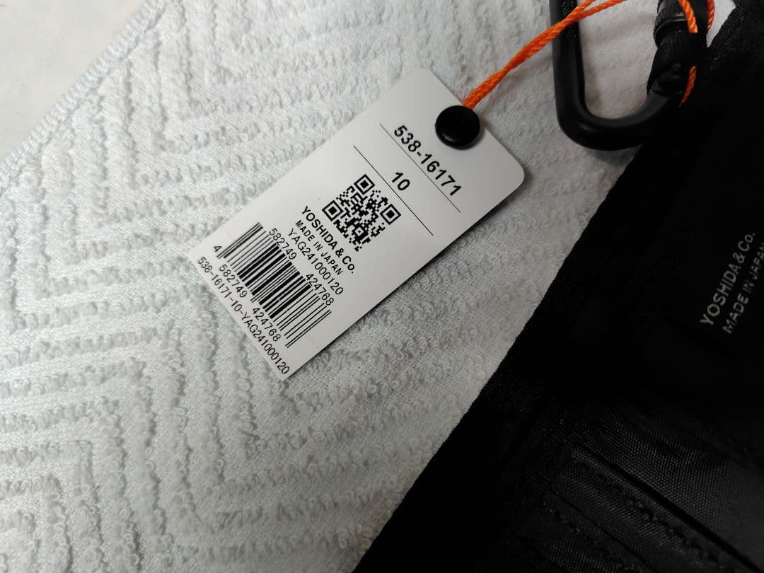 吉田カバンPORTER ブラック 三つ折り財布 カラビナ付き❲美品タグ付❳