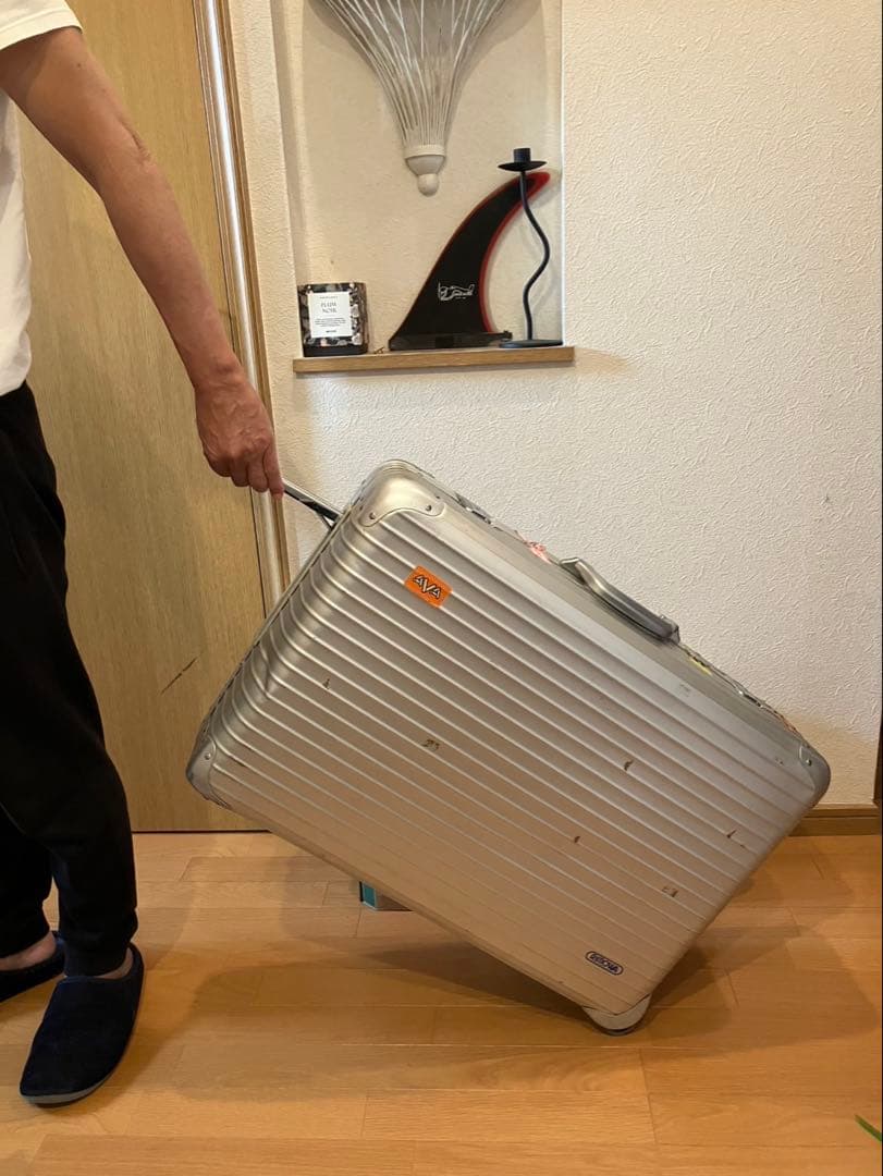 40年前リモアスーツケース2輪