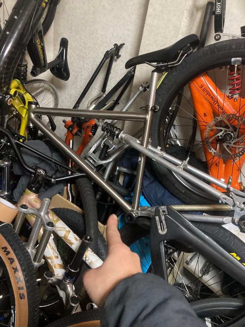 ふるさすちたんゔぁいくのふれむ