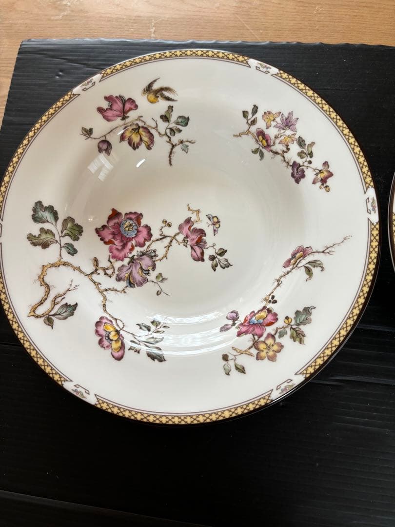 希少❣️未使用美品❣️ウエッジウッド スワロー シノワズリ スープ皿2枚廃盤黒壺