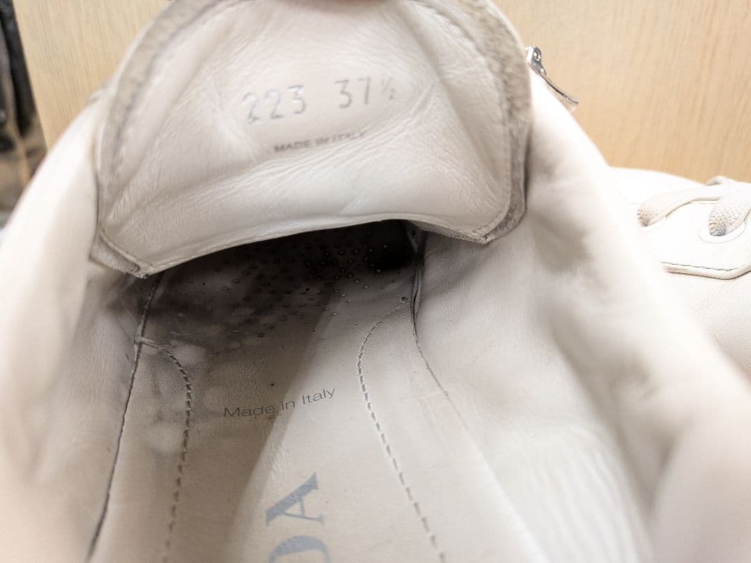 PRADA　レザースニーカー　イタリア製