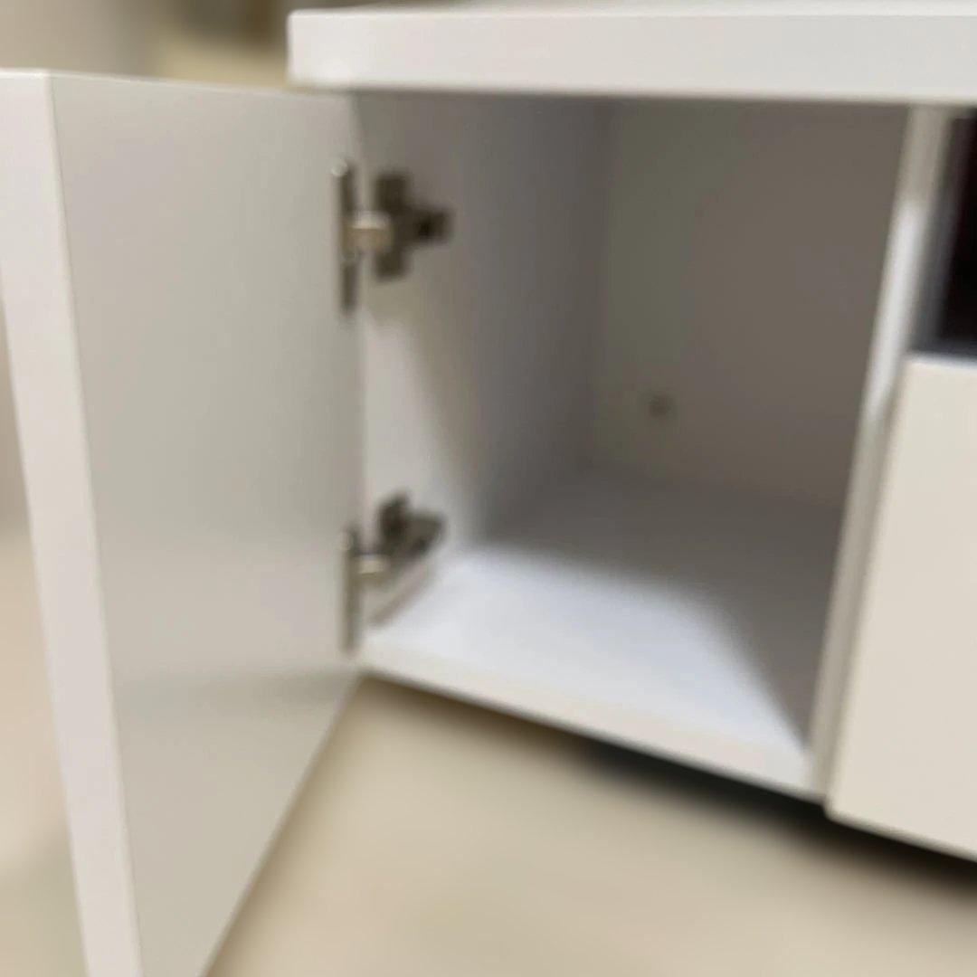 鏡面ホワイトテレビ台 シンプルデザイン