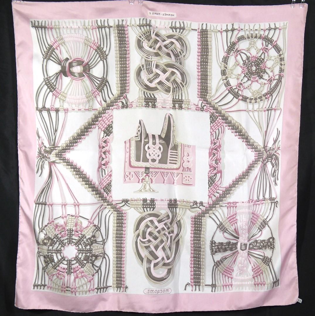 HERMES エルメス　大判スカーフ　カレ90　 D454