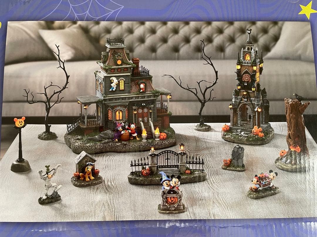 新品未開封　ディズニーハロウィンヴィレッジ　イルミネーション　サウンド