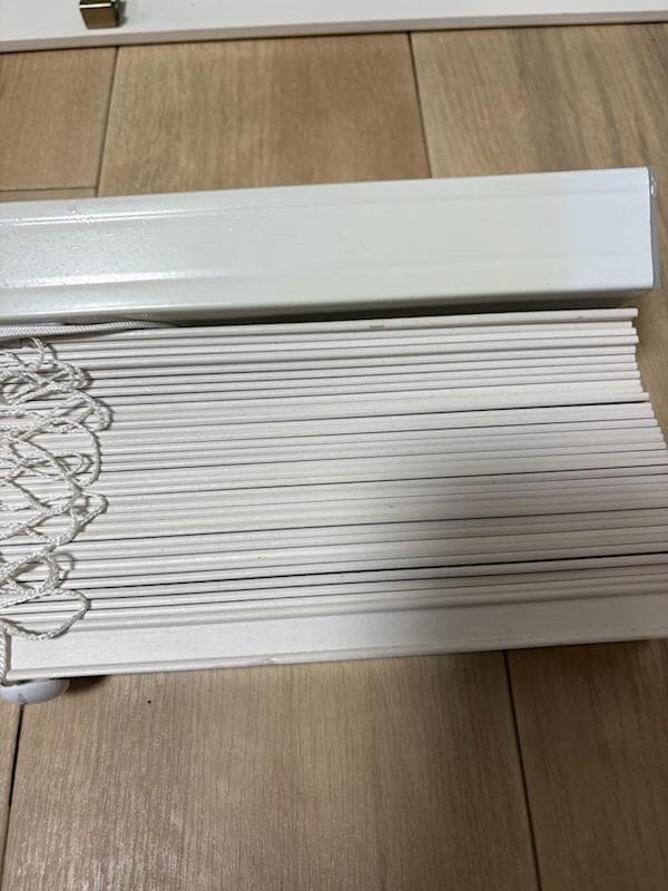 木製ブラインド　ホワイト　159×110　1枚