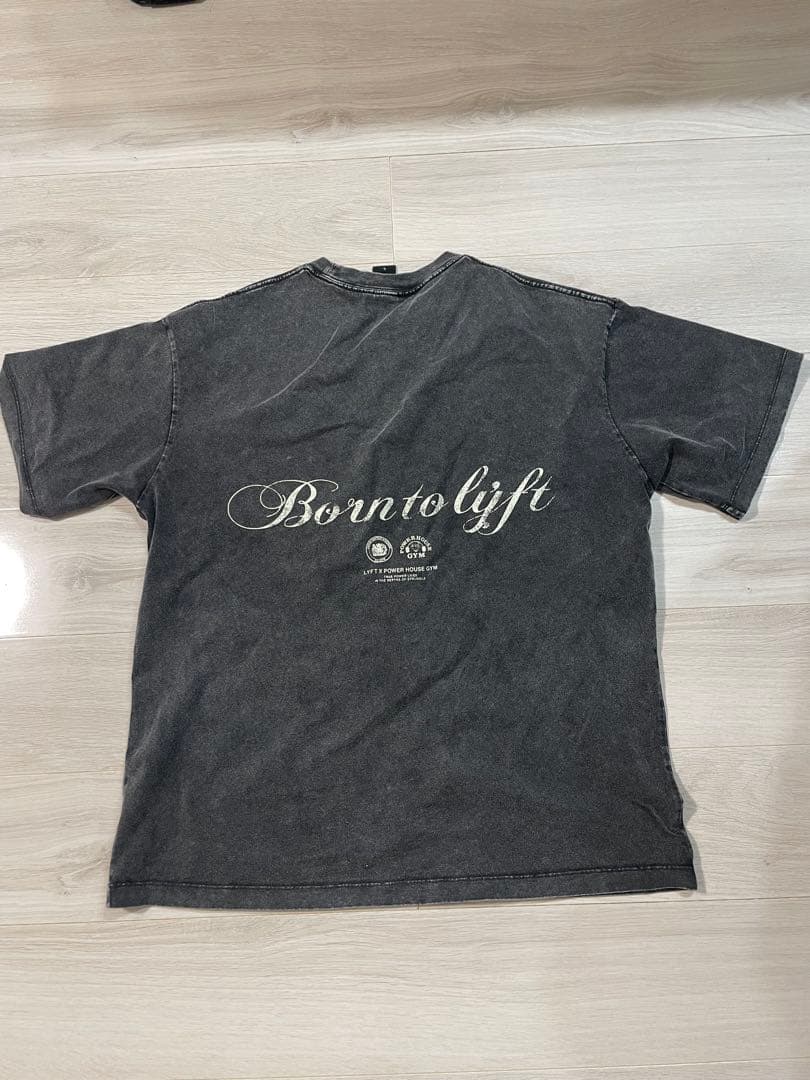新作 完売 lyft powerhouseリフト×パワーハウスジム　Tシャツ