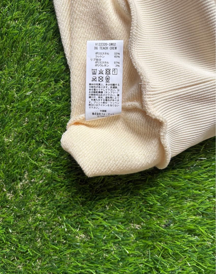 V12 の人気モデル、V122320‑SW02 DG TEACH CREW