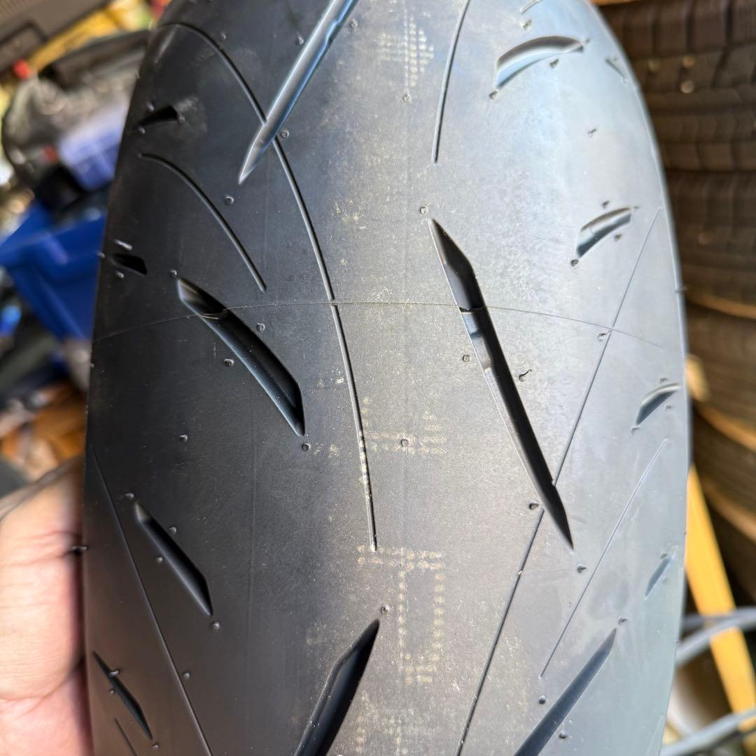 タイヤ 新品　前後2本セット　SPORTMAX Roadsport 2