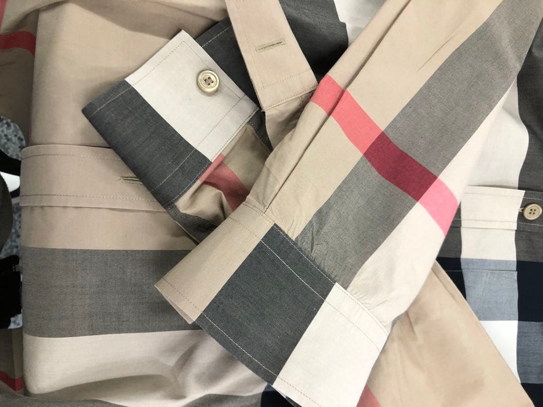 knmen126-0736 Burberry メガノバチェックシャツ