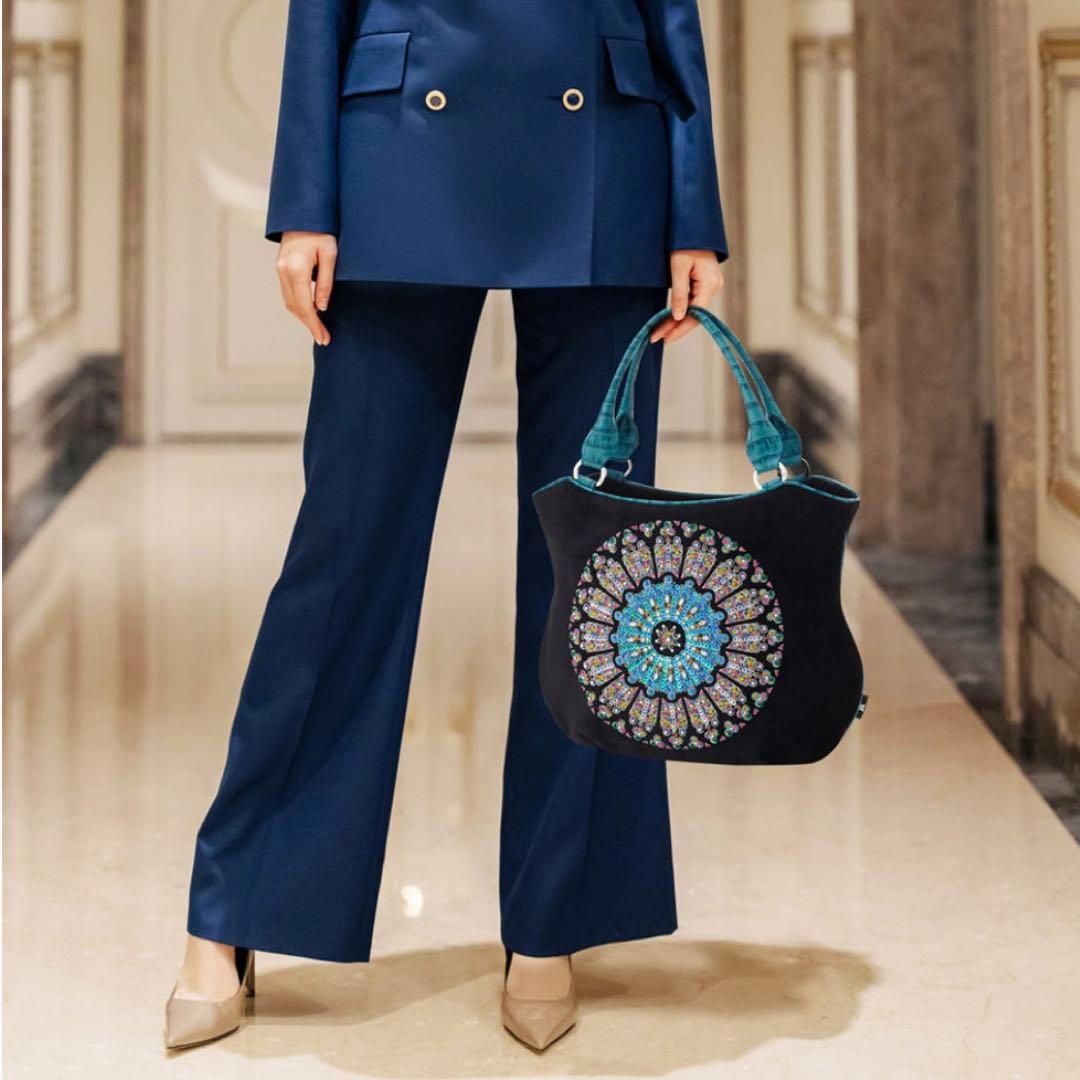 新品タグ付 シンクビー ノートルダム バッグ ブルー トートバッグ スパンコール