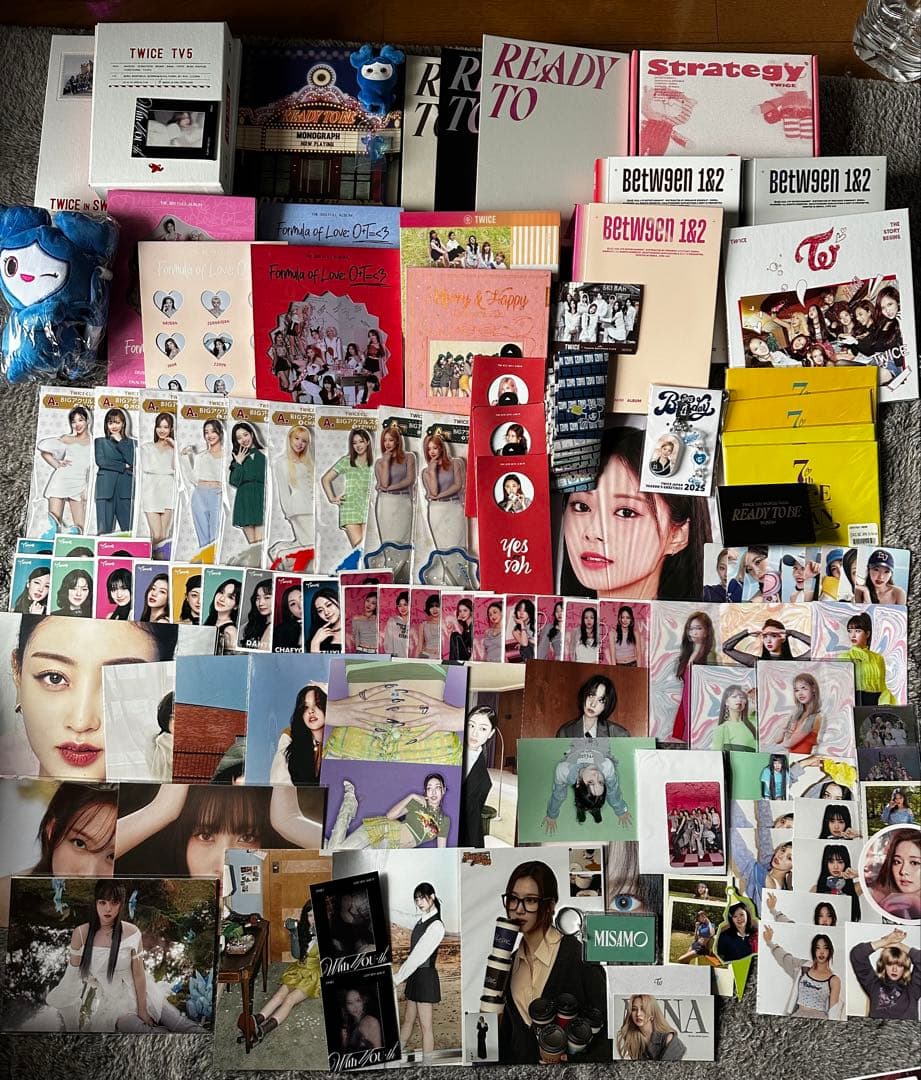 TWICE公式引退品