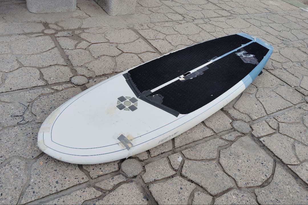 【訳あり割引】手渡し限定　ICON RUSH 9'0\