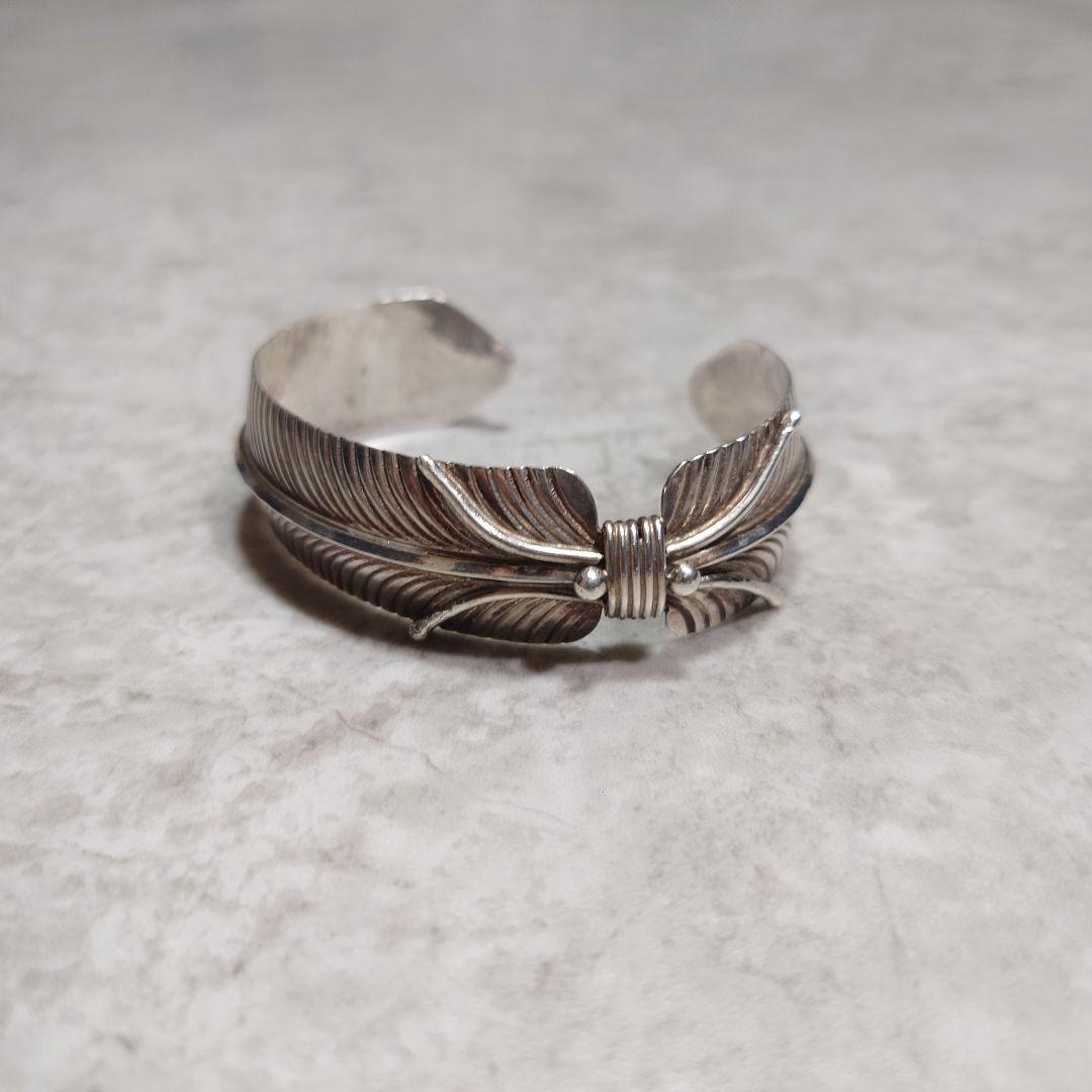 NAVAJO ナバホ族 フェザーバングル SILVER925