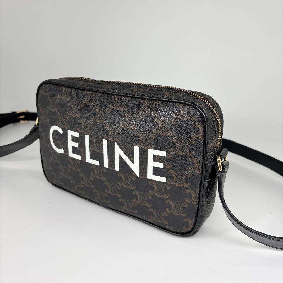 新品同様 セリーヌ トリオンフ レザー ミディアム メッセンジャーバッグ メンズ