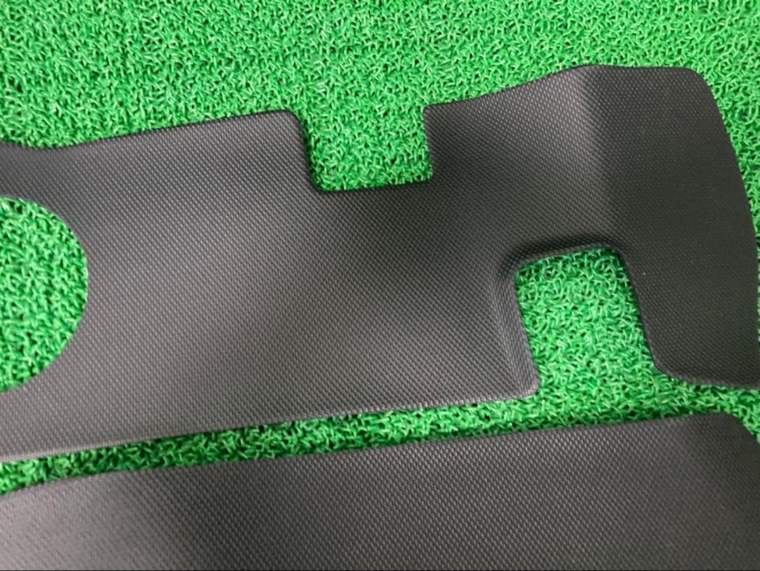 ランクル250 トランク　サイド　カバー