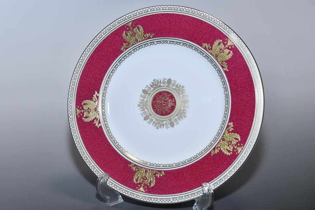 現品限り ウェッジウッド コロンビアパウダー ルビー プレート 23㎝ 廃盤品